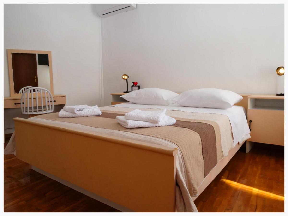 The Peninsula Apartment Primosten Ngoại thất bức ảnh